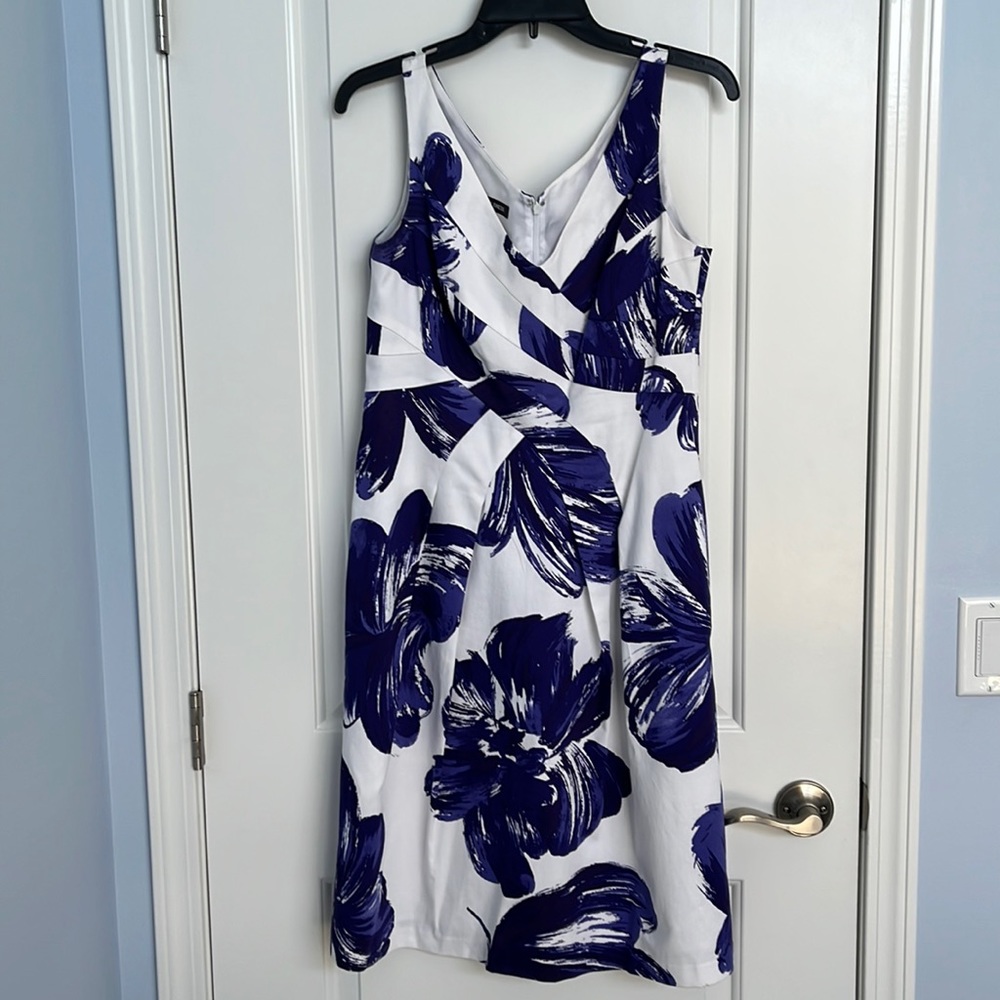 Women’s Jones Wear Dress, size 8, purple & white floral dress